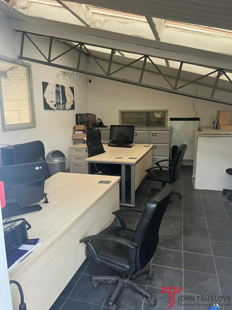 Additional image 4 of Unit at Church Hill Farm, Beoley, Redditch, B98 9AR