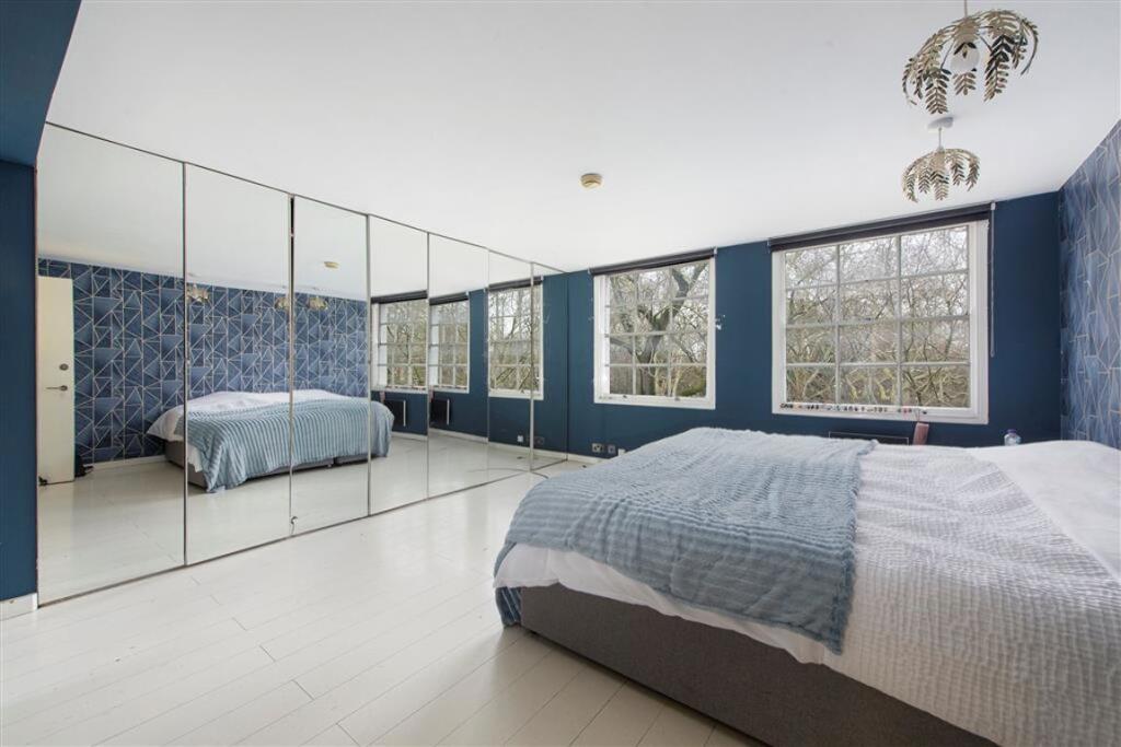 House in London, Bethnal Green - View 5