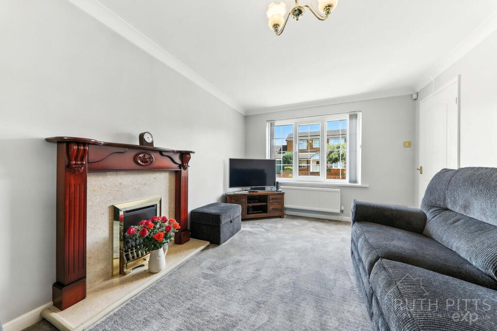 House in Wakefield - View 5