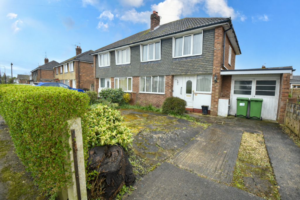 Main image of property: Lock Lane, Partington, M31