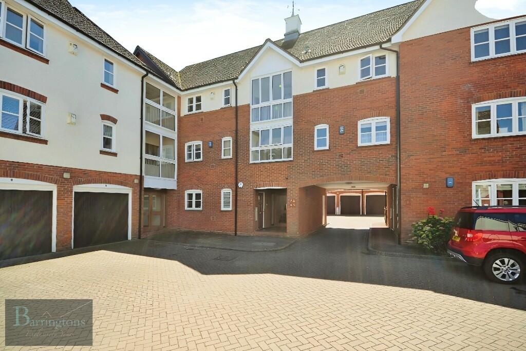 Main image of property: Fryerning Lane, Ingatestone, Essex, CM4