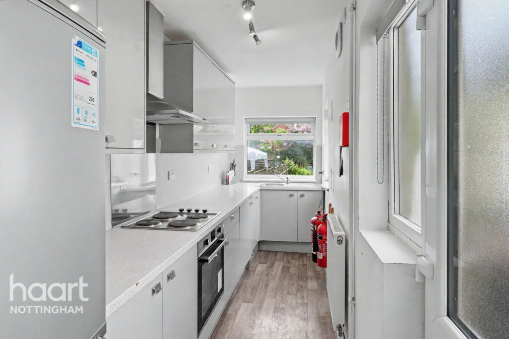 House in Broxtowe, Beeston - View 3