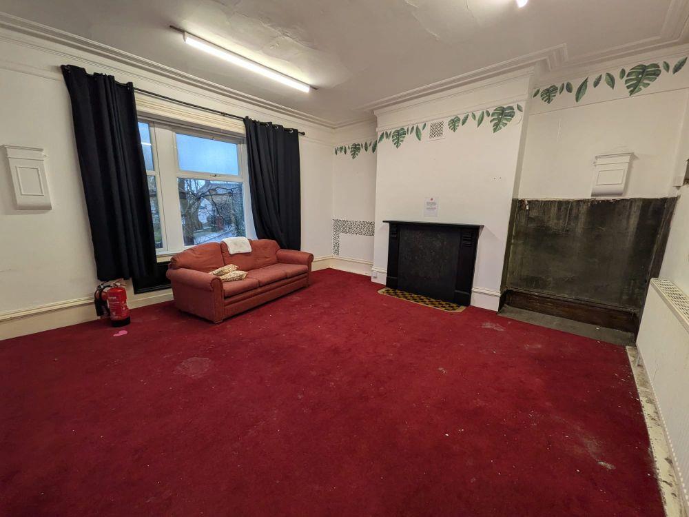 29, Town Lane Bradford, BD10 8PR photo 4
