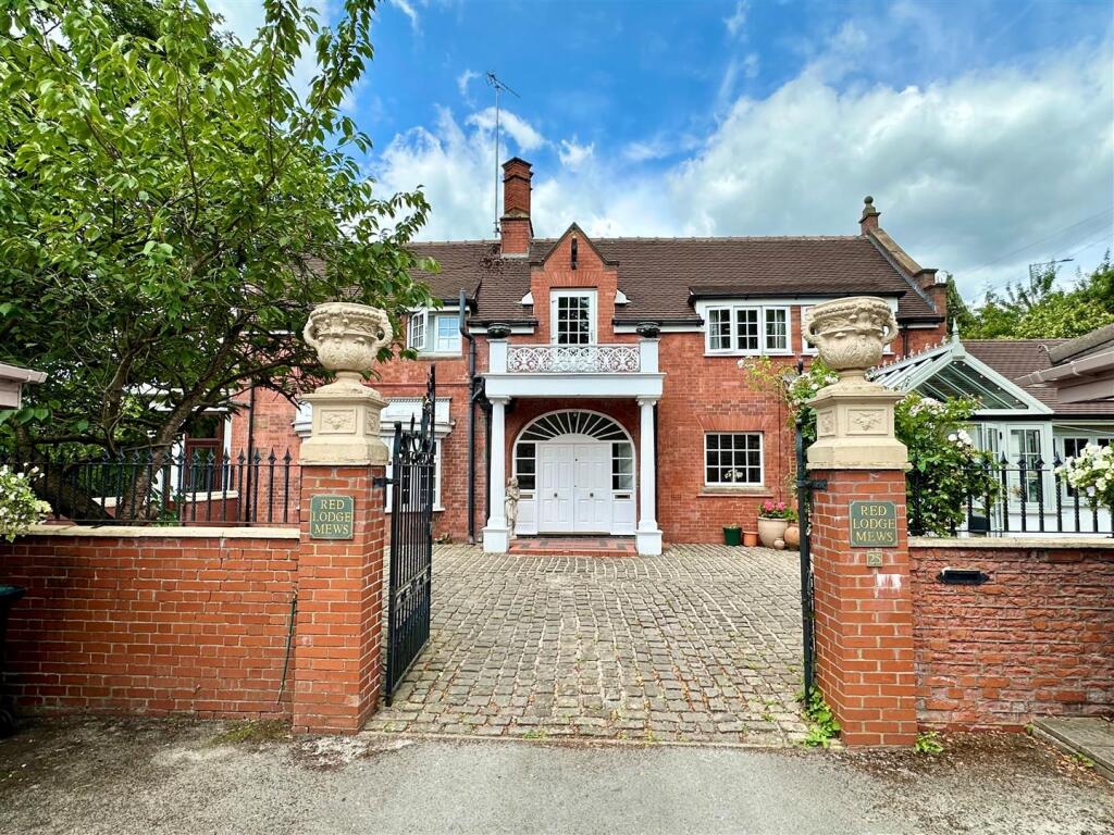 Main image of property: Buxton Road West, Disley, Stockport