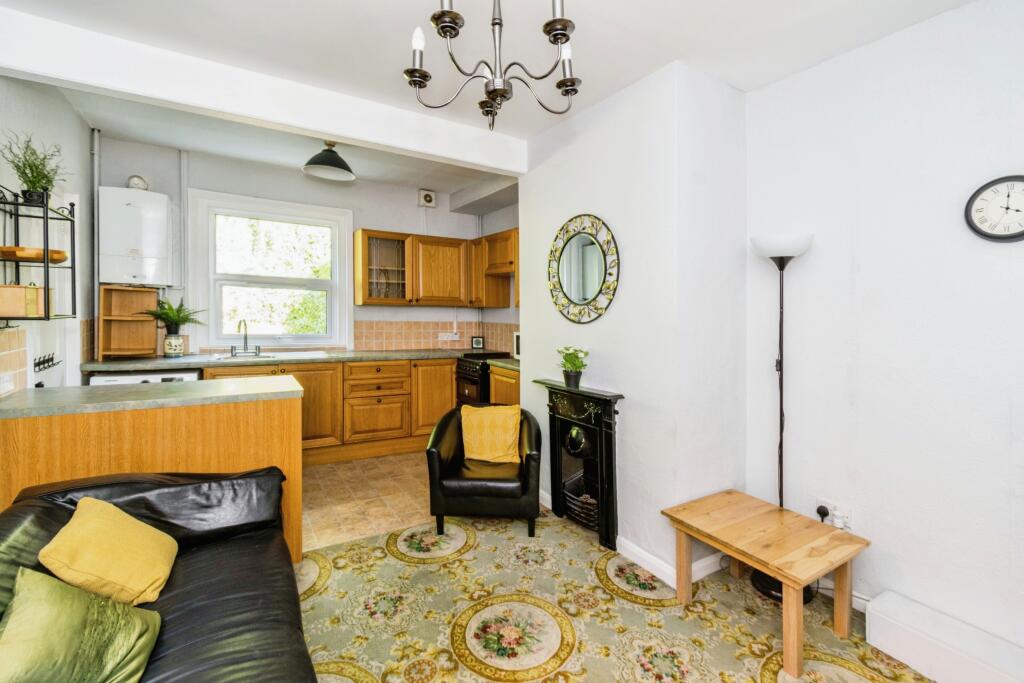 Tennyson Road, Portswood, Southampton, Hampshire, SO17 photo 3
