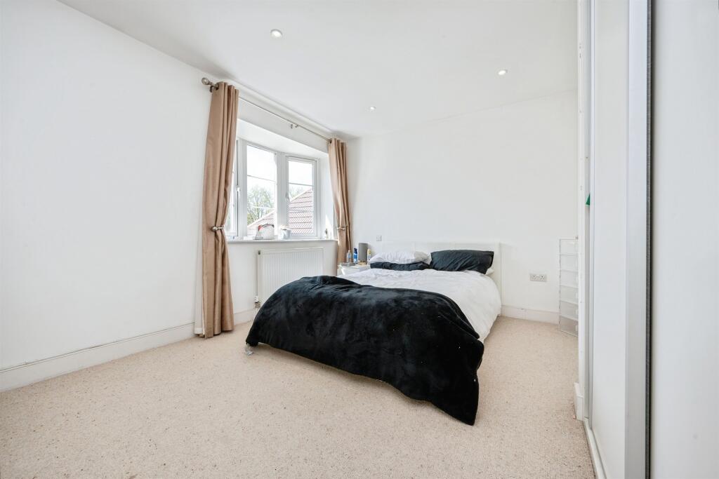 Additional image 16 of Mount Pleasant Lane, Bricket Wood, St. Albans
