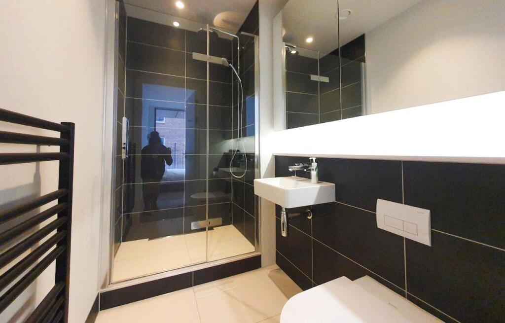 Apartment in Manchester - View 5