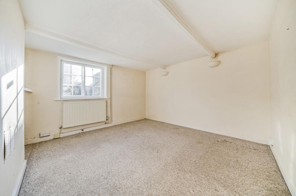 House in Chichester - More