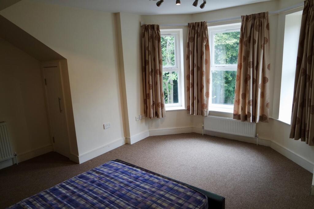 Apartment in Sheffield - More