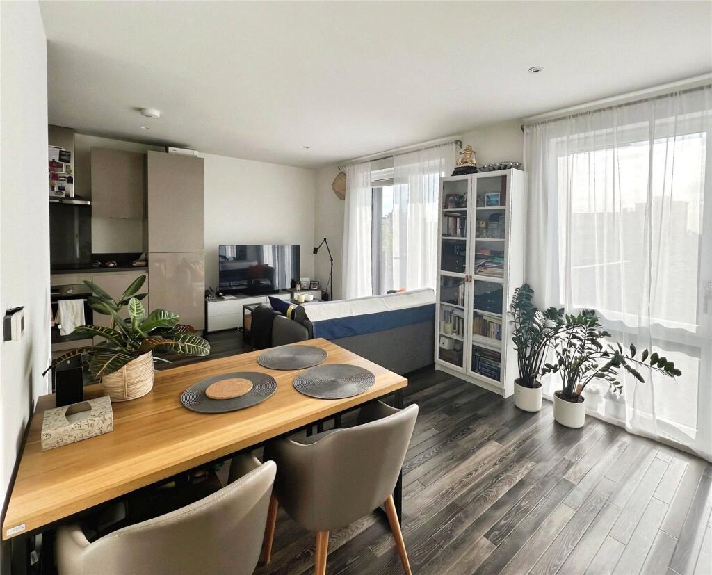 Apartment in London, New Cross - View 2