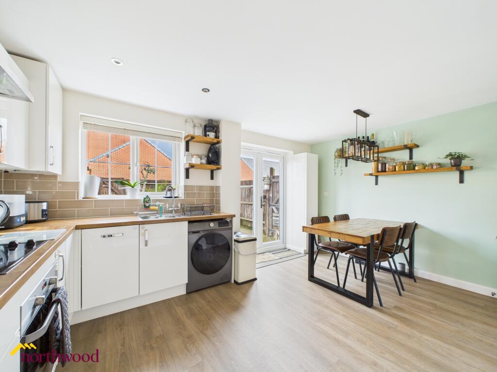Longford Park Road, Bodicote, OX15 photo 3