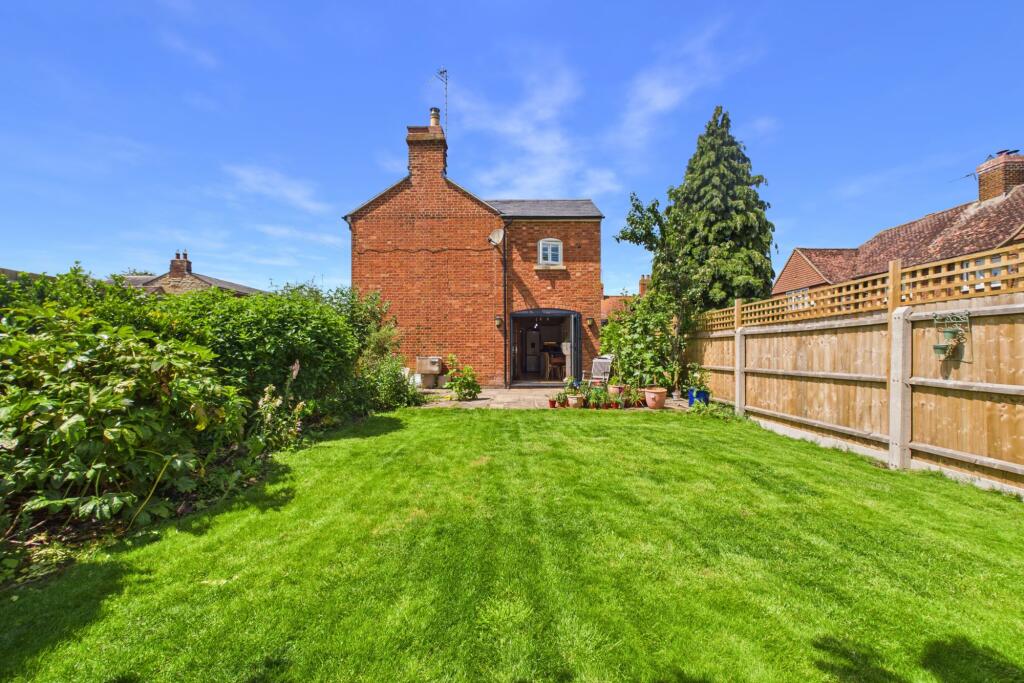 Nash Road, Thornborough, MK18 photo 4