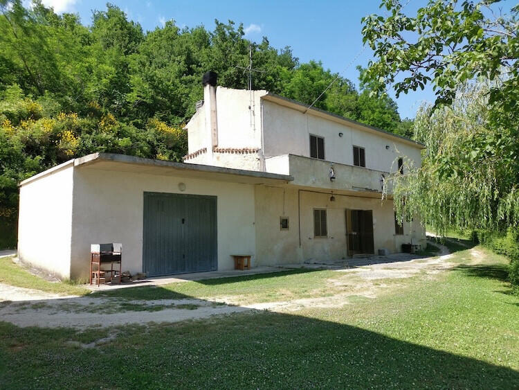 Main image of property: Abruzzo, Pescara, Civitella Casanova