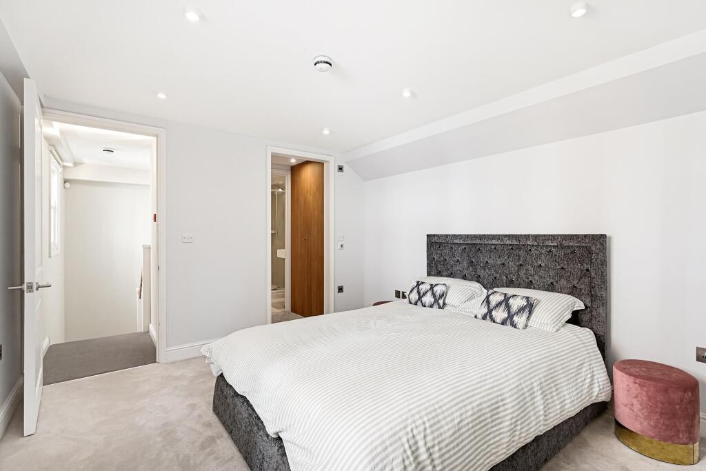 House in London - More