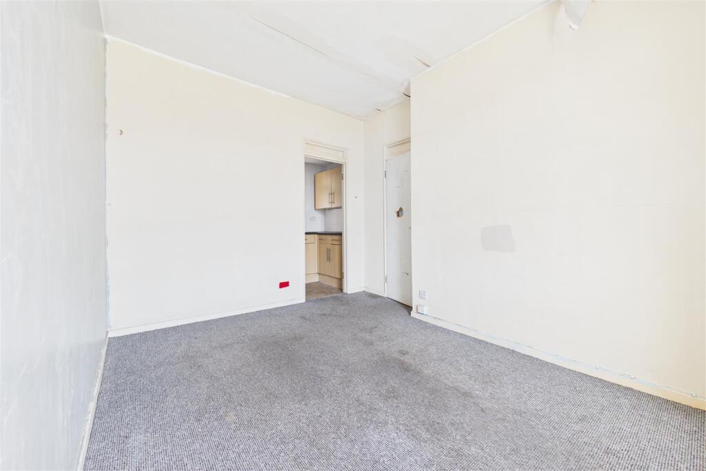 Additional image 8 of Flat | Basic Updating | BA1