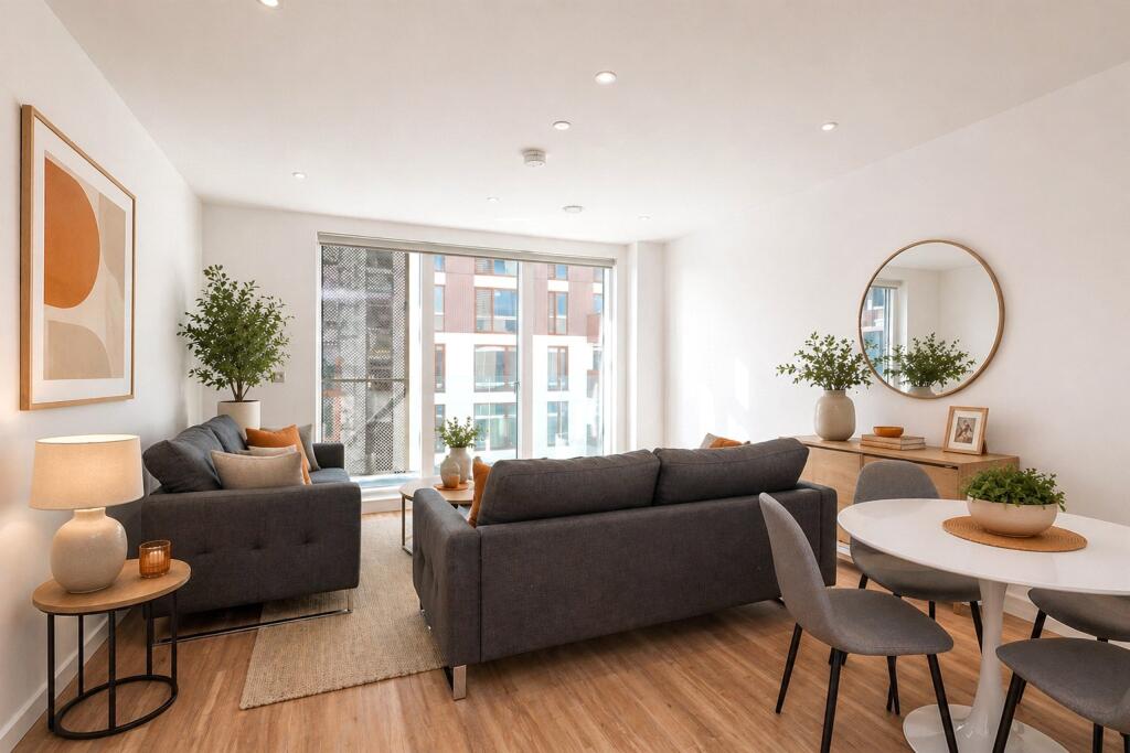 Main image of property: Chatham Waters, South House, Gillingham Gate Road, Gillingham, ME4