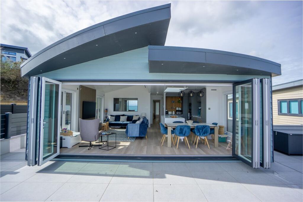 House in Llandudno - View 5