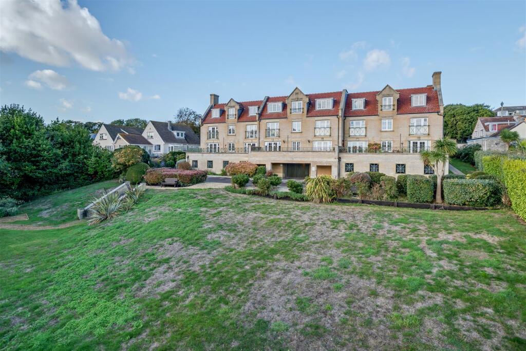 Property photo 10