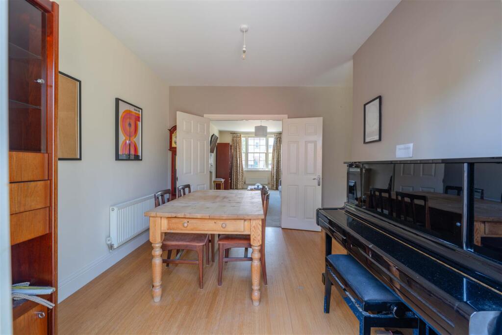 House in Upton, St Crispin's - View 5