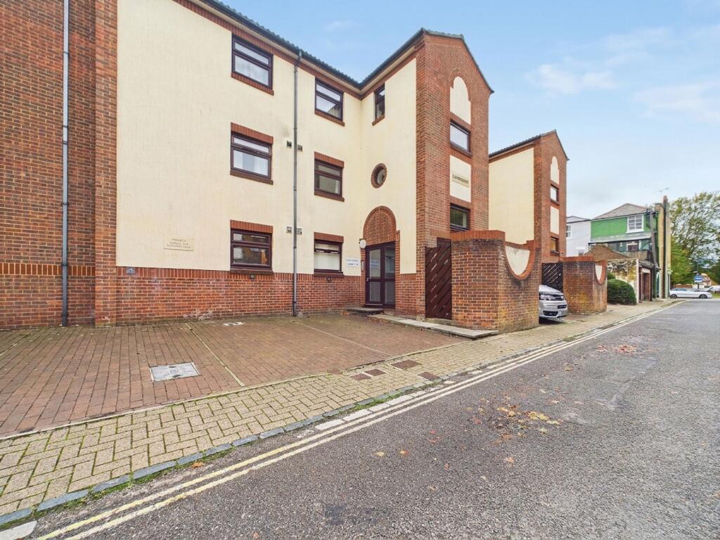 1 Bedroom Flat in PO5 3BL