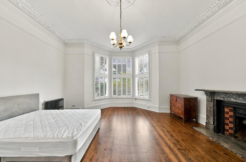 Apartment in London - View 4