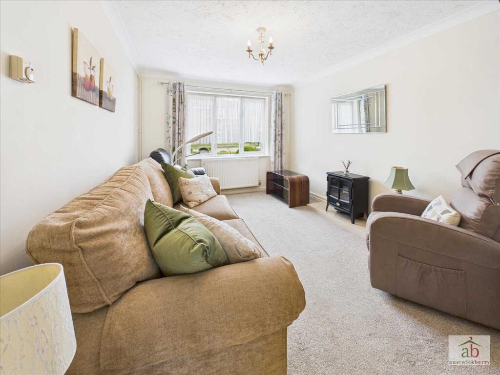 House in East Suffolk, Martlesham Heath, Martlesham - View 2
