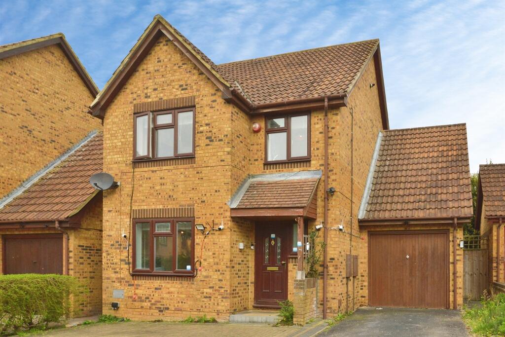 Main image of property: Chalfont Close, Bradville, Milton Keynes