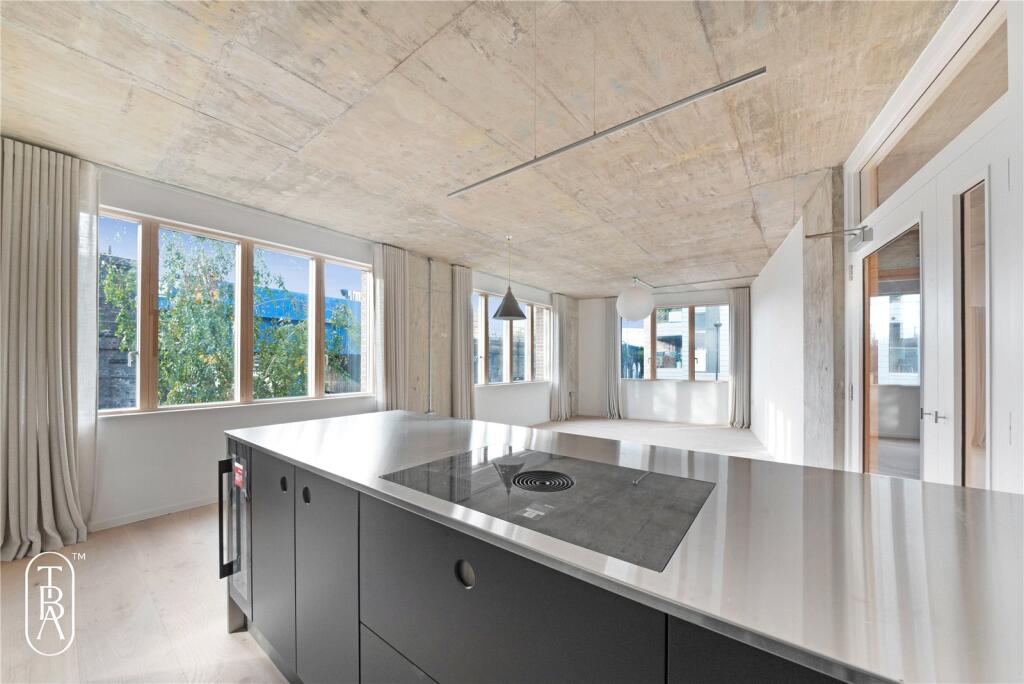 Main image of property: London Lane, London, E8