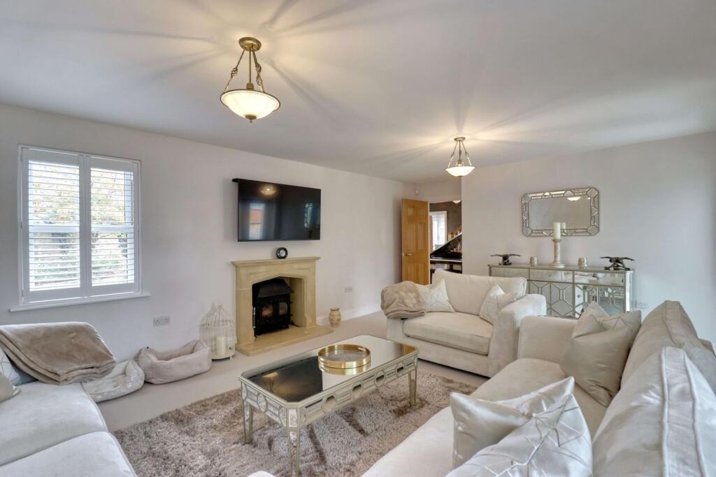House in Chelmsford - View 2