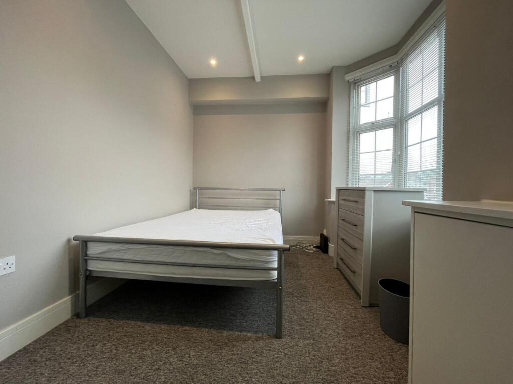 2 bedroom ground floor flat for rent
