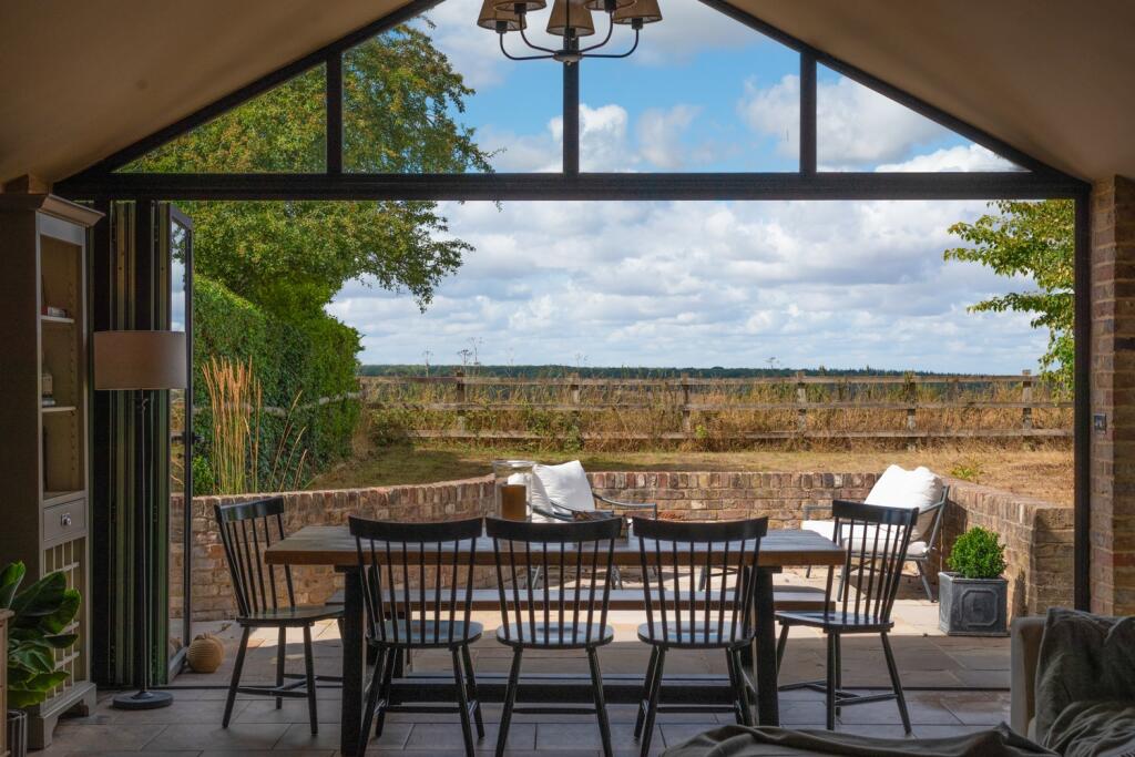 House in Canterbury - View 4