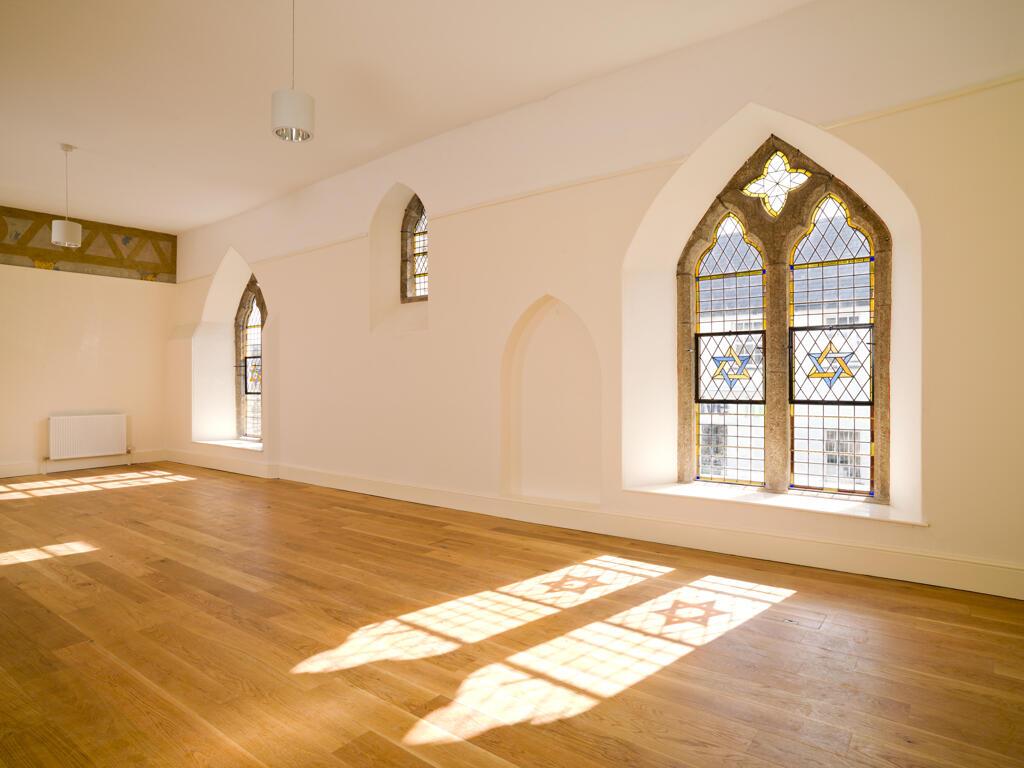 Photo 10