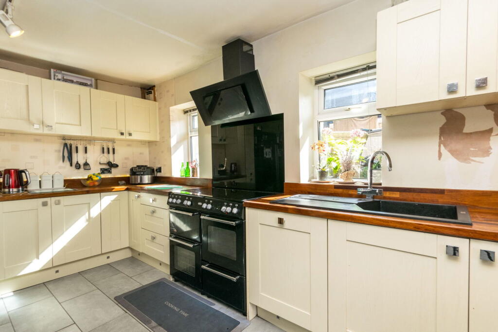 Lodge Street, Skelmanthorpe, HD8 photo 4