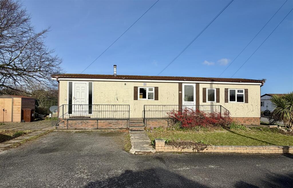 Main image of property: Newfield Crescent, Cliff Top Park, Garforth, Leeds