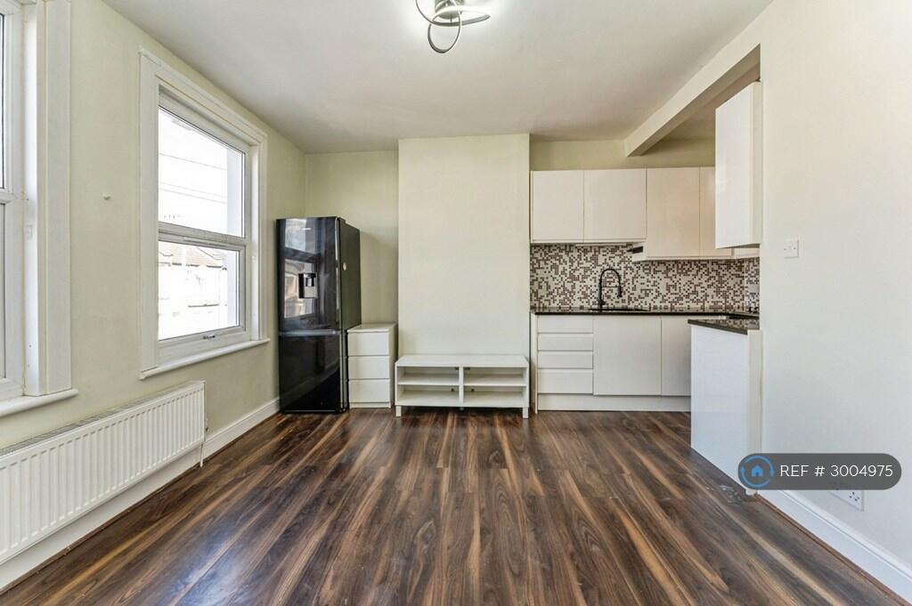 Main image of property: Arnold Road, London, N15