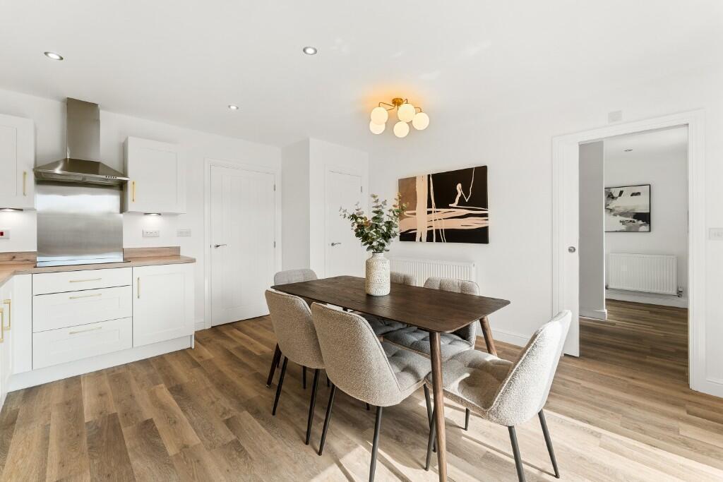 Burtonwood Road,
Warrington, 
WA5 3ZH photo 4