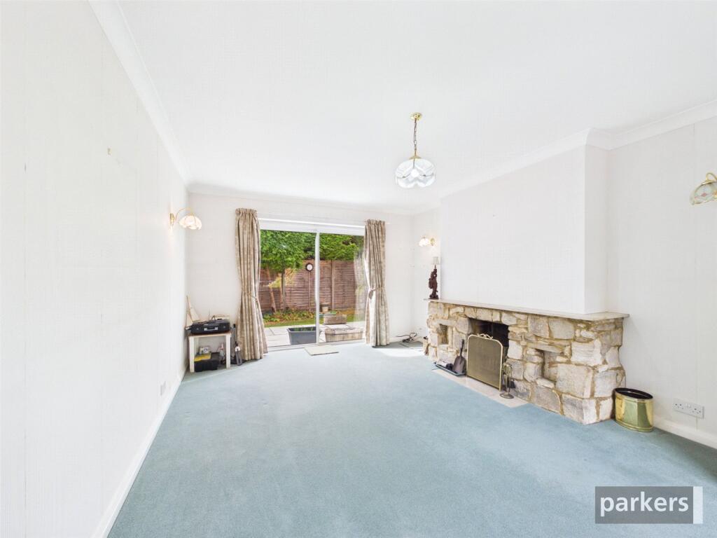 House in Finchampstead - View 3