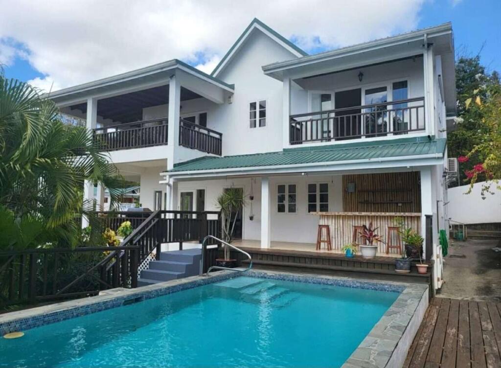 Main image of property: Marigot Bay