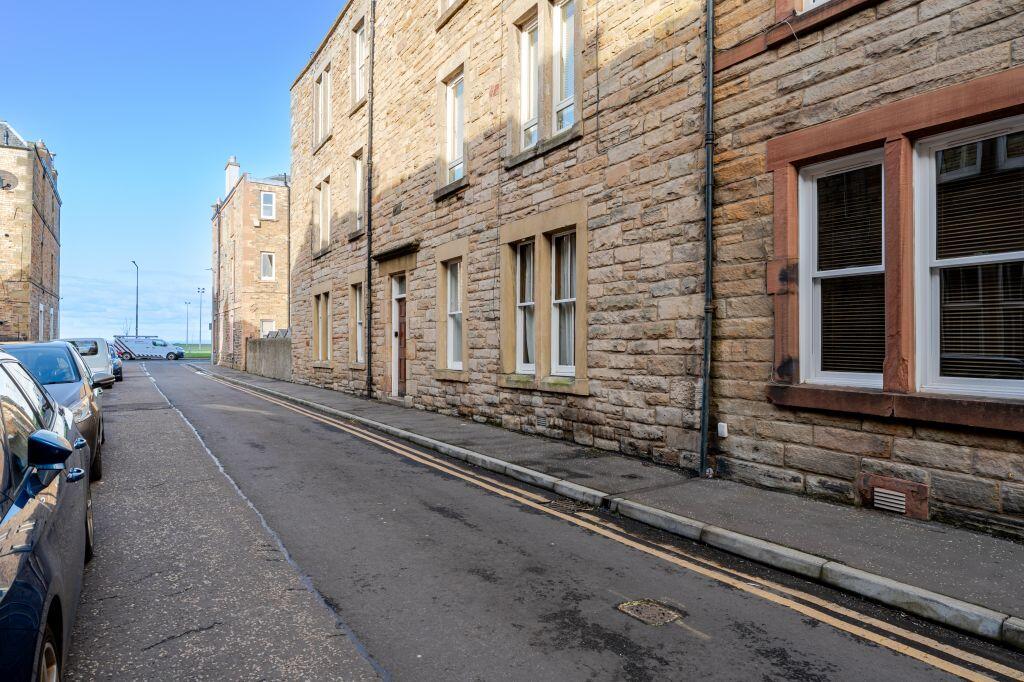 Main image of property: 2d Downie Place, Musselburgh, EH21 6JW