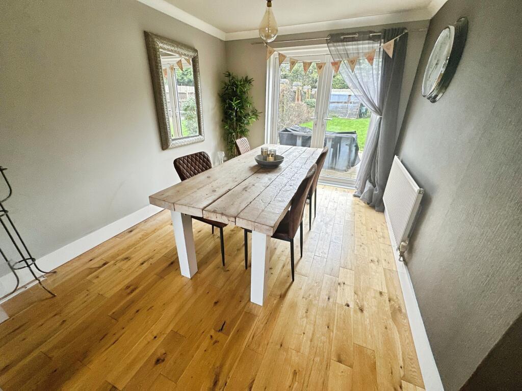 Aston Drive, Newhall, Swadlincote, Derbyshire, DE11 photo 4
