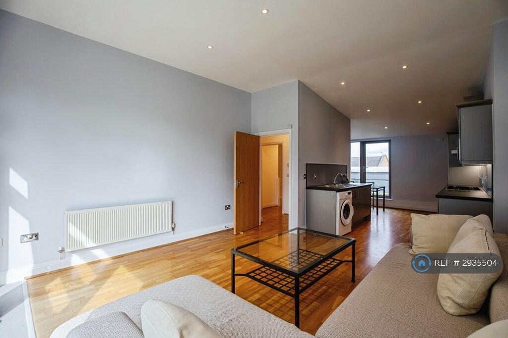 Apartment in London, Rotherhithe - View 2