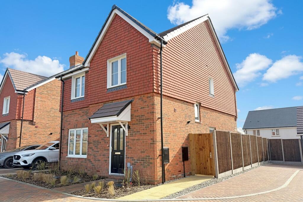 Main image of property: Aldershot Lane, Angmering, BN16