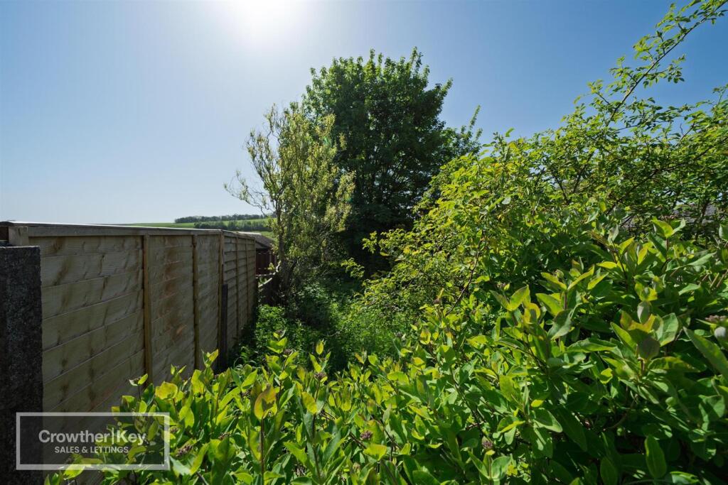 House in High Peak, Hartington Upper Quarter - More