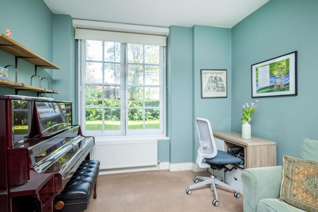 Apartment in London, St. John's Wood - View 3