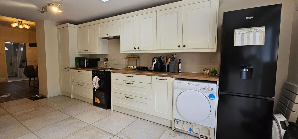 House in Cardiff, Maesteg - View 3