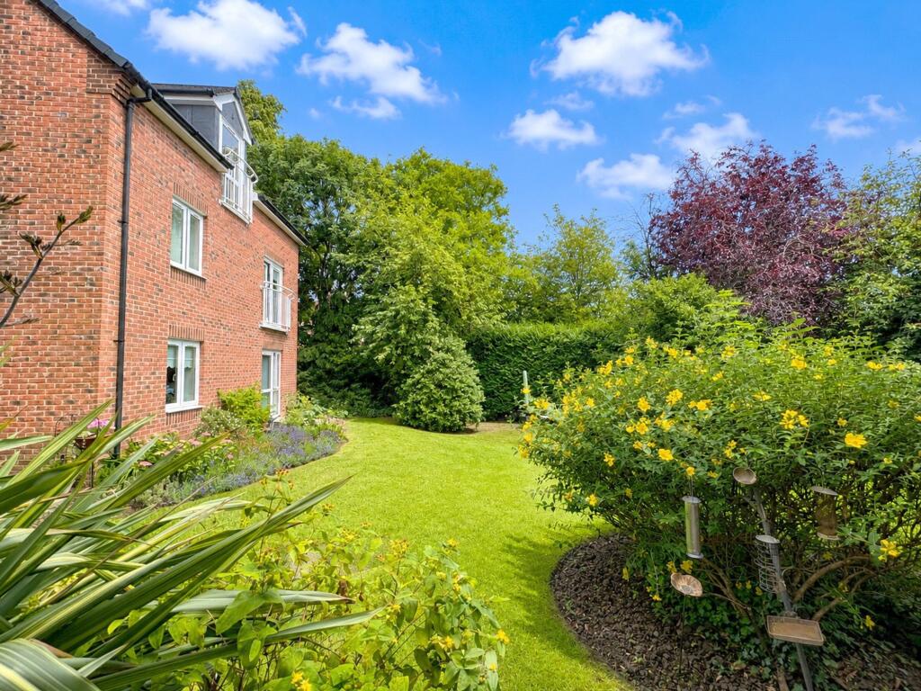 Apartment in Stockton-on-Tees - View 3