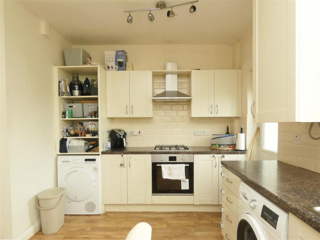 House in Knowsley, Liverpool City Region - View 4