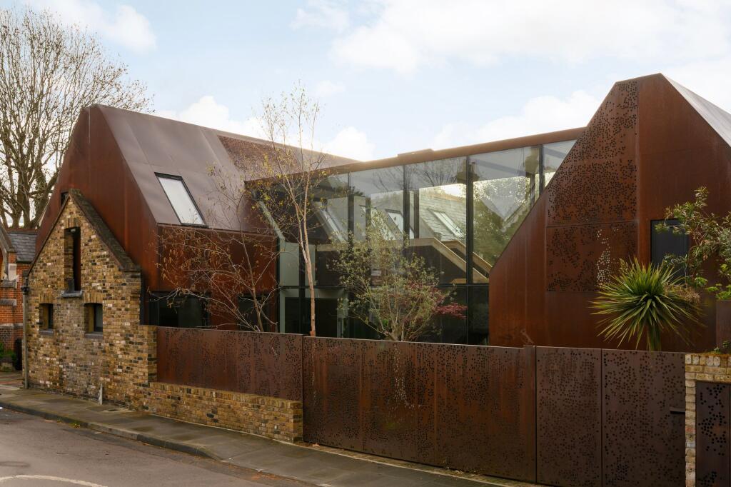Main image of property: Kew House, Kew, TW9