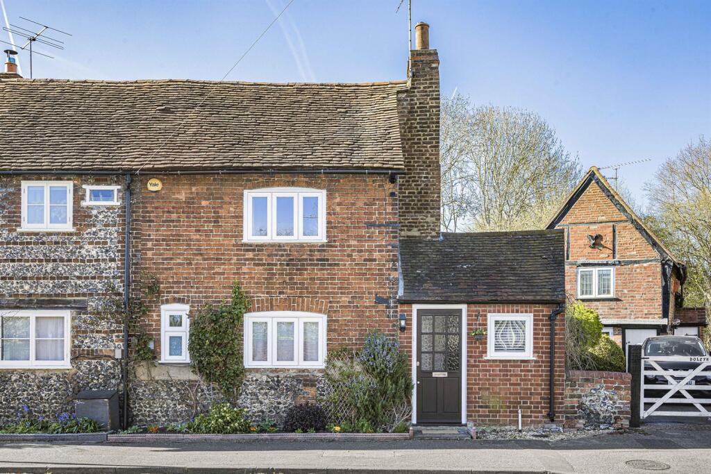 Main image of property: Paddock Road, Caversham, Reading