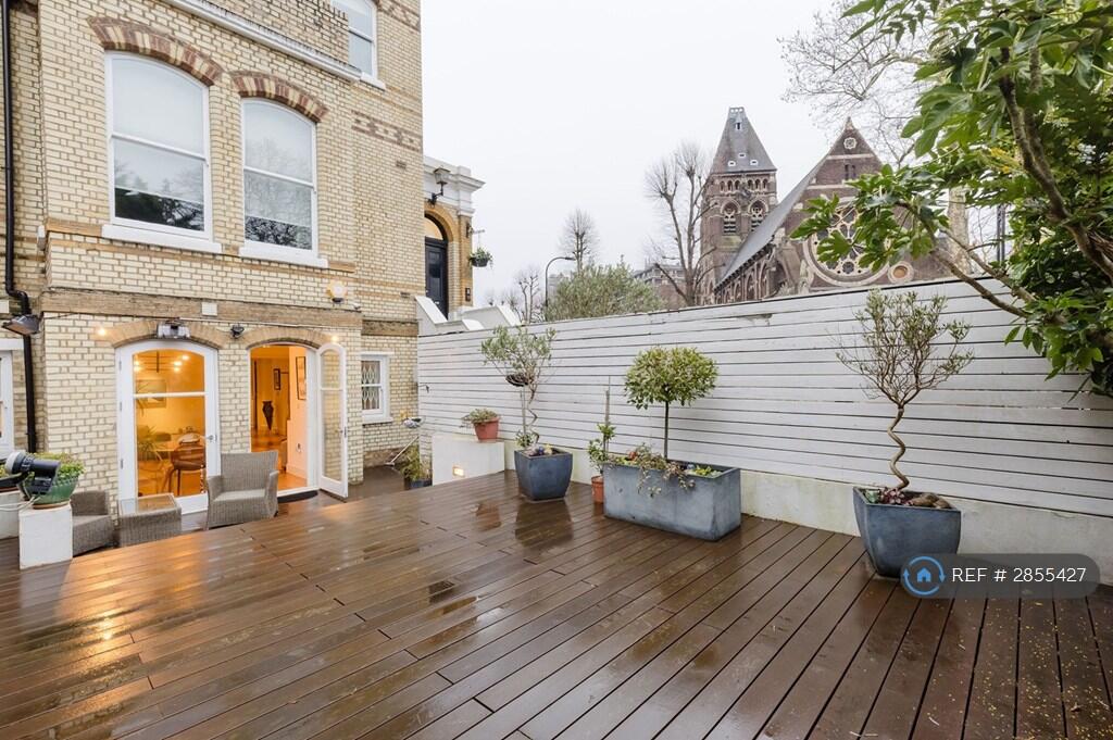 3 bedroom flat for rent